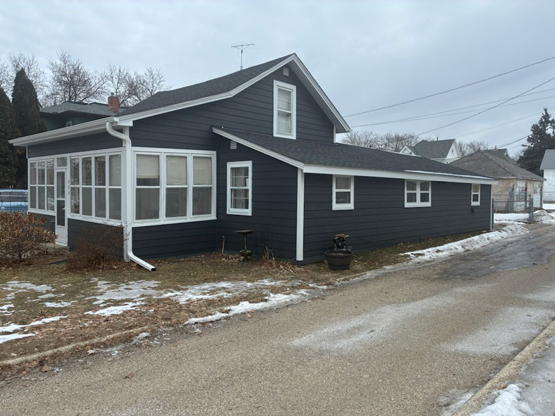 Siding 2